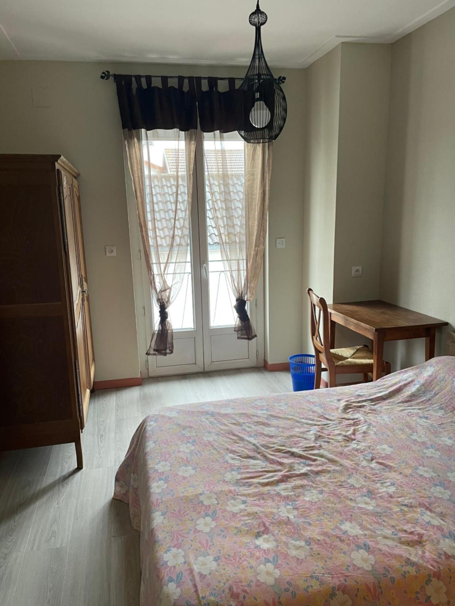Chez Line Et Francis Apartment Тарб Екстериор снимка